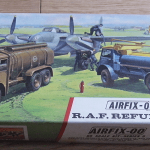 R.A.F. Refuelling Set