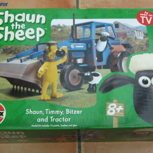 Shaun the sheep with Tractor