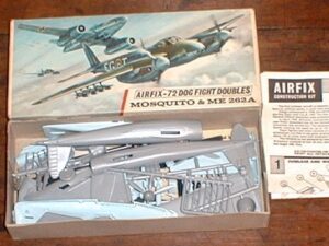 Mosquito & Messerschmitt Me.262